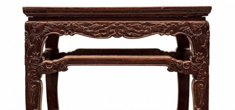 【嘉德春拍】专场荟萃|《清隽明朗——明清古典家具精品》,嘉德,清隽明朗——明清古典家具精品,黄花梨,家具,束腰,纹理,抽屉,靠背,黄花梨制,正面