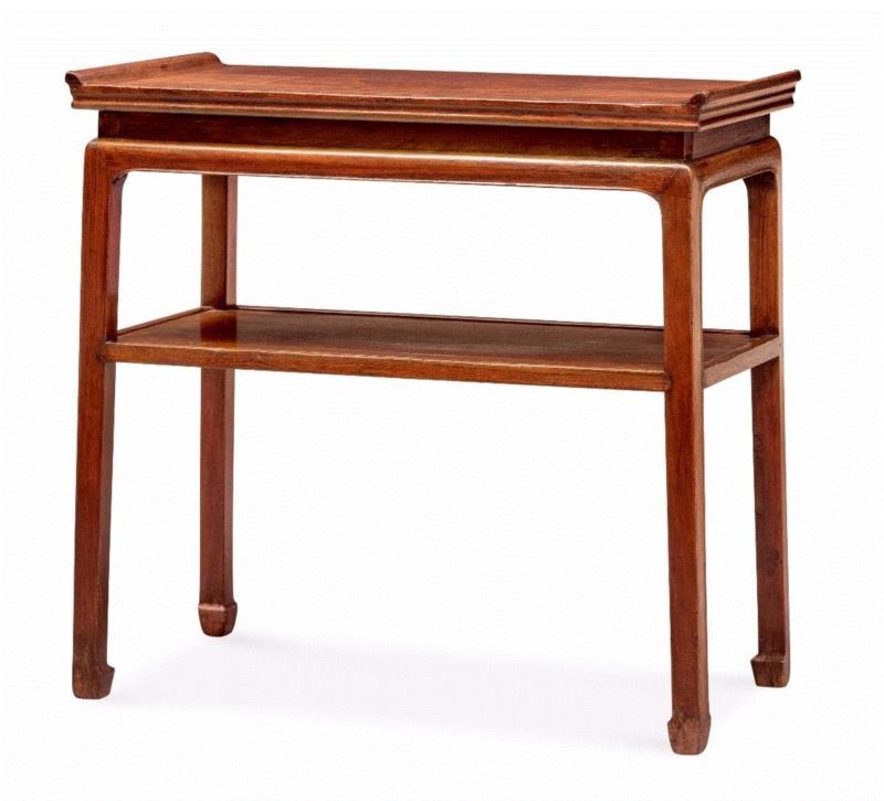 【嘉德春拍】专场荟萃|《清隽明朗——明清古典家具精品》,嘉德,清隽明朗——明清古典家具精品,黄花梨,家具,束腰,纹理,抽屉,靠背,黄花梨制,正面