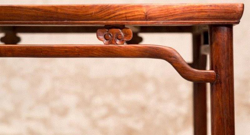 【嘉德春拍】专场荟萃|《清隽明朗——明清古典家具精品》,嘉德,清隽明朗——明清古典家具精品,黄花梨,家具,束腰,纹理,抽屉,靠背,黄花梨制,正面