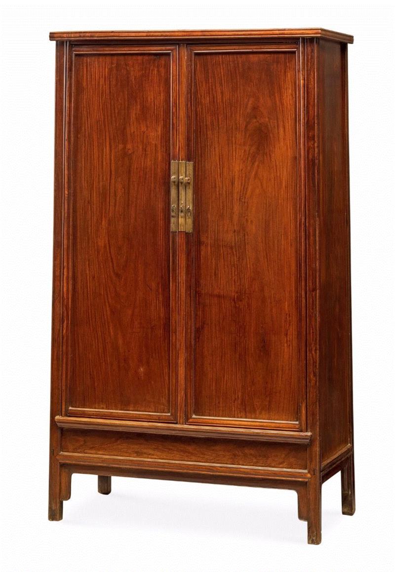 【嘉德春拍】专场荟萃|《清隽明朗——明清古典家具精品》,嘉德,清隽明朗——明清古典家具精品,黄花梨,家具,束腰,纹理,抽屉,靠背,黄花梨制,正面