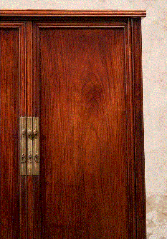 【嘉德春拍】专场荟萃|《清隽明朗——明清古典家具精品》,嘉德,清隽明朗——明清古典家具精品,黄花梨,家具,束腰,纹理,抽屉,靠背,黄花梨制,正面