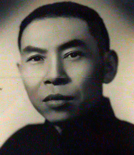 旧上海大亨、青帮人物杜月笙。杜月笙的人生哲学是：头等人，有本事没脾气；二等人，有本事有脾气；末等人，