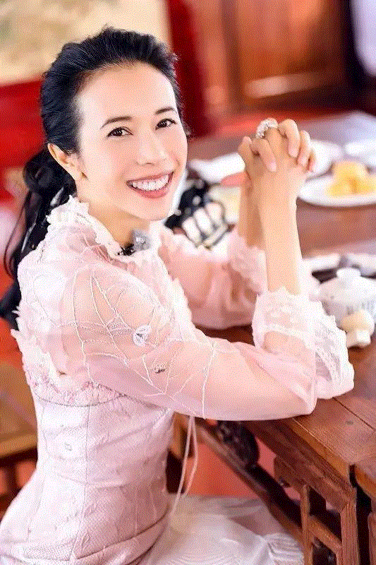 人物 ▎演艺生涯25年的莫文蔚：我到了人生中场，但没有中场休息,莫文蔚,中场,人物,演艺生涯,中场休息,Karen,专辑,音乐,大哥,歌手