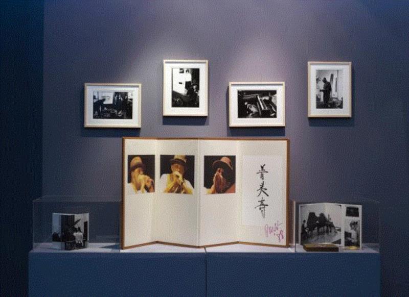 HOW回顾 | 见者的书信：约瑟夫·博伊斯×白南准展览闭幕讲座&画册发布,白南准,见者,书信,画册,HOW,约瑟夫·博伊斯,博伊斯,里面,约瑟夫,陈澈