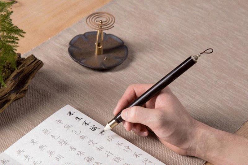 执笔静书，在浮躁时代做个有气质的人