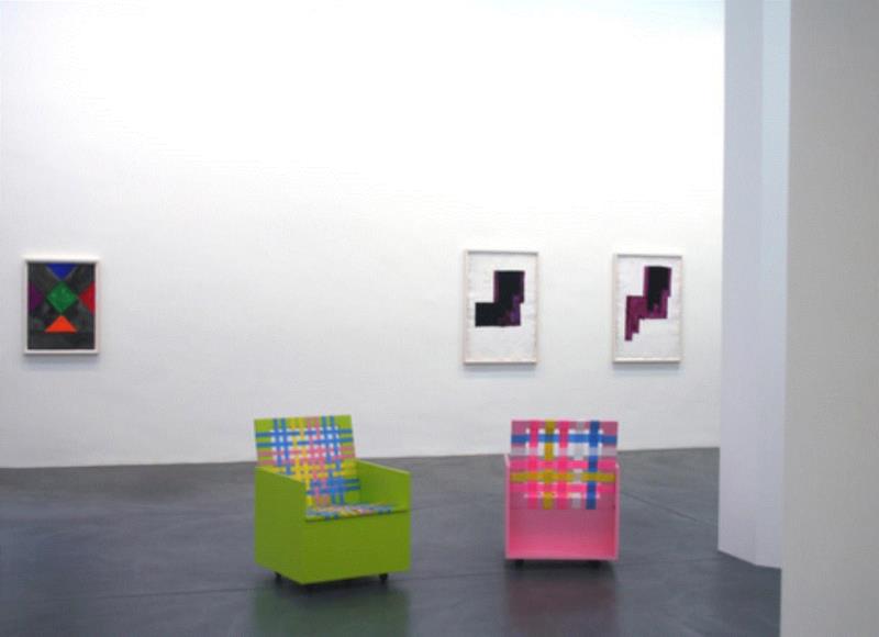 ▲&nbsp;2006年在豪瑟沃斯苏黎世的「玛丽·赫尔曼：周六夜晚之吻」（Mary Heilmann