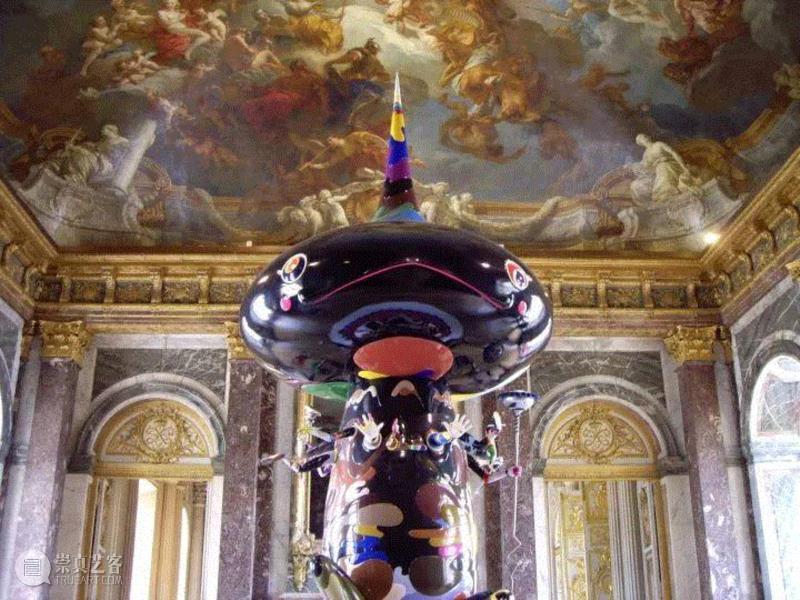 ?&nbsp;2010年他把 22 件作品带到了凡尔赛宫,村上隆：如何俘获富二代的心？