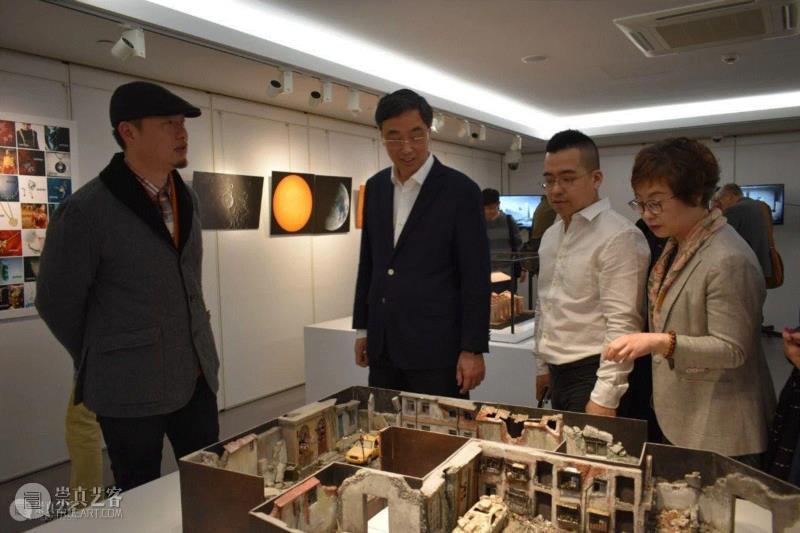 “繁星·华美再现”艺术教育成果展 展览现场,繁星流动，“华美再现”：四十年美育成果展  汇聚百位艺术家,美育教育,静安区文化馆,上海视觉艺术附中,逸夫职校,华山美校