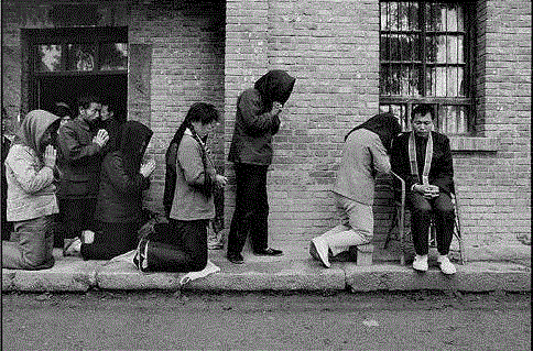 告解&nbsp;陕西 1992,吕楠“人类今天精神状况”三部曲之二：《在路上：中国的天主教》