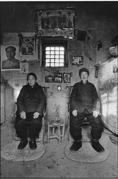 坐在家里的老夫妇 山东 1993,吕楠“人类今天精神状况”三部曲之二：《在路上：中国的天主教》