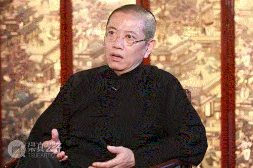 陈丹青，毕业于中央美术学院。是中国著名的艺术家、作家和文艺评论家。1970至1978年他辗转赣南、苏