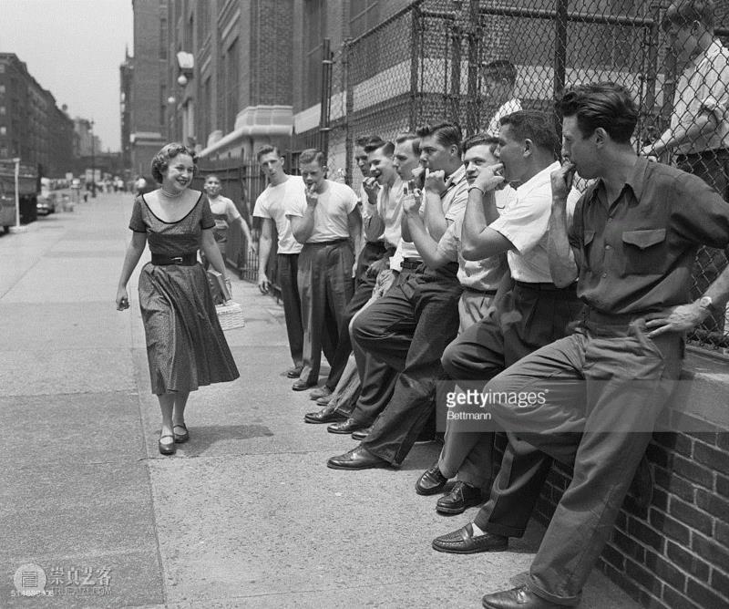 图源：Getty Images,流氓哨（狼哨）简史