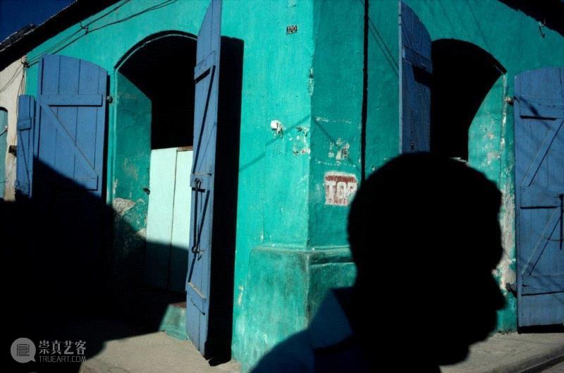 Alex Webb：我的照片是我对世界的好奇心
