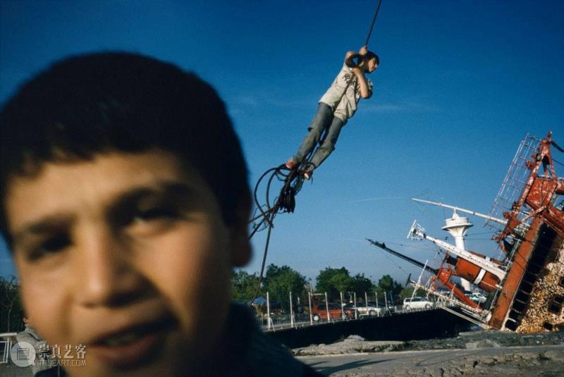 Istanbul. 2001.,Alex Webb：我的照片是我对世界的好奇心