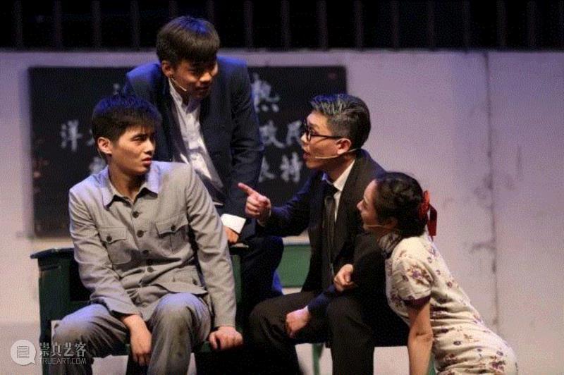 “我想写一出最悲的悲剧，里面充满了无耻的笑声。”