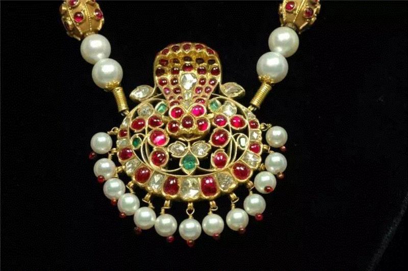 “穷得只剩下美女”的印度 | 珠宝艺术