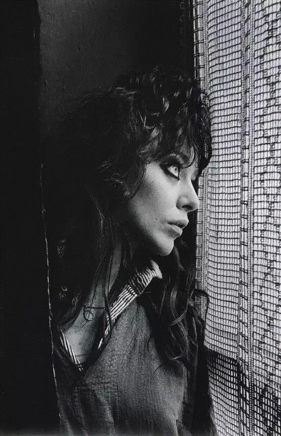 艾德·范·德·艾尔斯肯：《爱在巴黎左岸》 | 摄影书