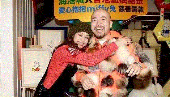 △容祖儿 黄伟文,“怪人”黄伟文：港乐的最后一丝呼吸