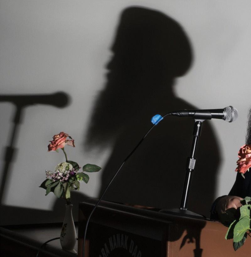 展览 | Farah Al Qasimi 的图像使敏感的身份变得栩栩如生