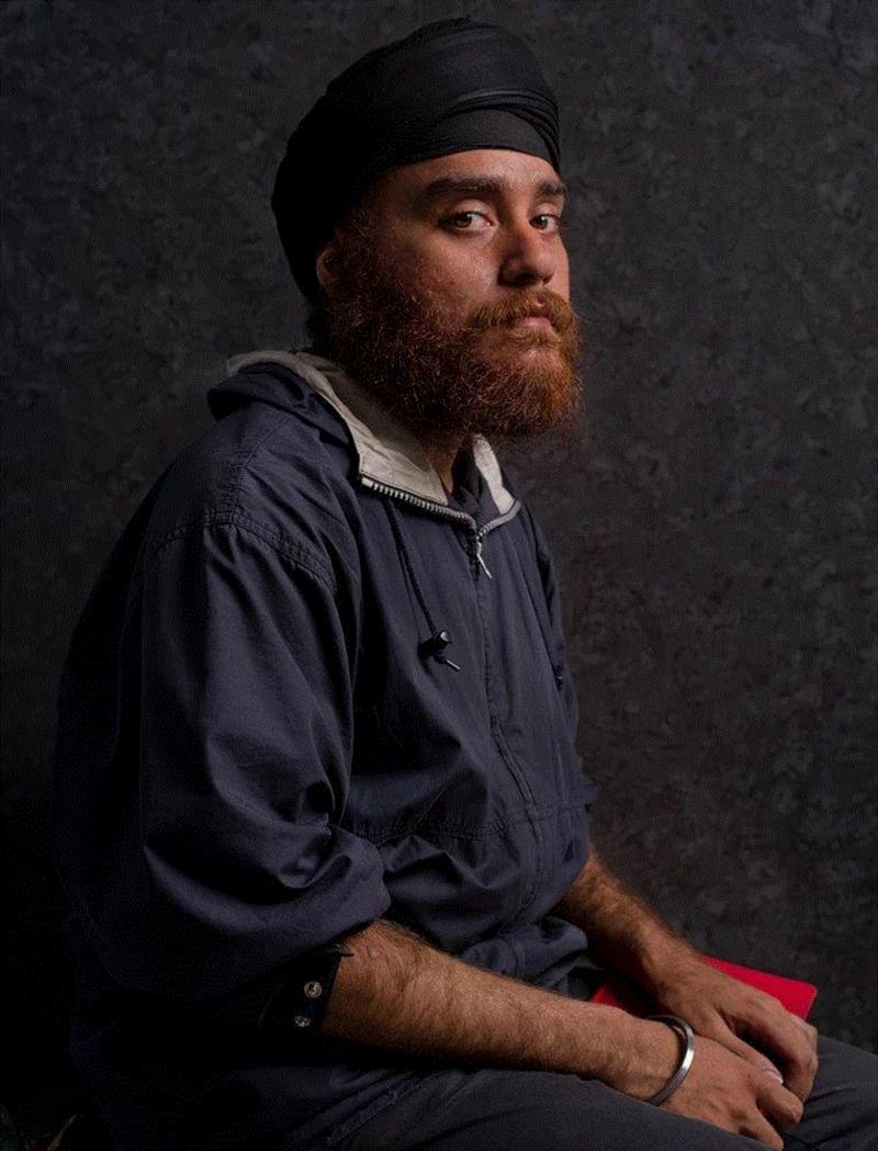 展览 | Farah Al Qasimi 的图像使敏感的身份变得栩栩如生