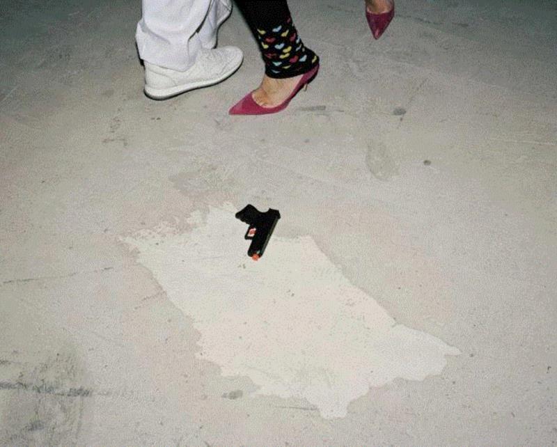 展览 | Farah Al Qasimi 的图像使敏感的身份变得栩栩如生