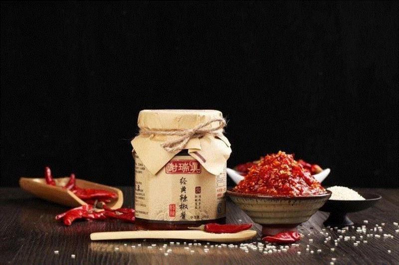 再迟钝的舌头都禁不住它的引逗，这瓶舌尖上的辣酱专家，好吃到根本停不下来,辣酱,舌尖,舌头,辣椒酱,辣椒,谢瑞真,谢瑞,手艺,芝麻,花生