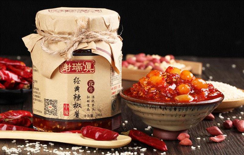 再迟钝的舌头都禁不住它的引逗，这瓶舌尖上的辣酱专家，好吃到根本停不下来,辣酱,舌尖,舌头,辣椒酱,辣椒,谢瑞真,谢瑞,手艺,芝麻,花生