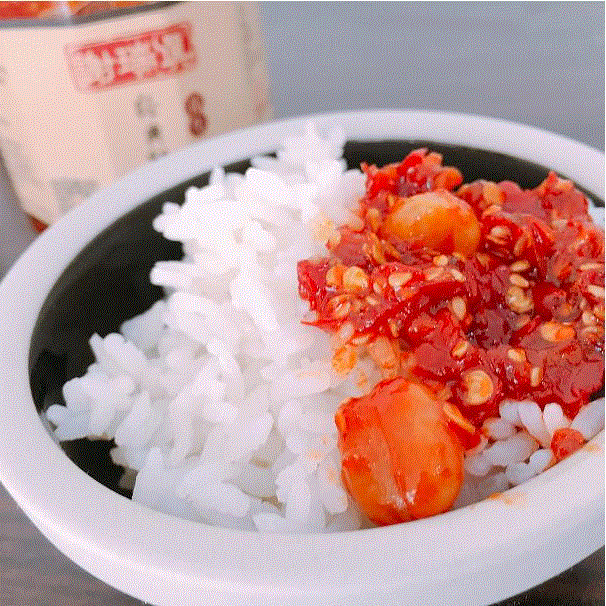 再迟钝的舌头都禁不住它的引逗，这瓶舌尖上的辣酱专家，好吃到根本停不下来,辣酱,舌尖,舌头,辣椒酱,辣椒,谢瑞真,谢瑞,手艺,芝麻,花生