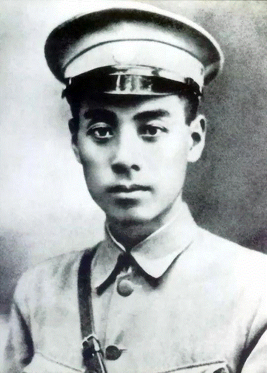 她相貌平平无法生育,却被周恩来独宠52年,背后的故事让人泪目,周恩来,相貌,平平,生育,背后的故事,邓颖超,两个人,深情,爱情,人物