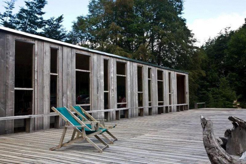 ? Pedro Gubbins, Gonzalo Puga, Polidura + Talhouk