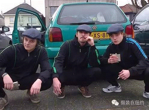 亚洲蹲，一个只有黄种人才能驾驭的骚操作！,亚洲,俄罗斯,斯拉夫,地上,姿势,流行,美国人,犯人,运动服,技能