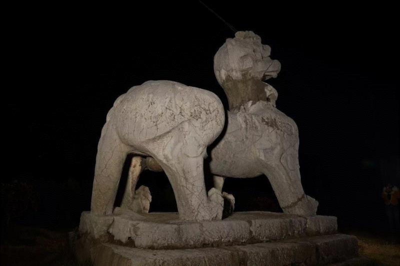 夜访六朝,六朝,石刻,神道,石柱,石碑,麒麟,南京,太子,梁武,将军