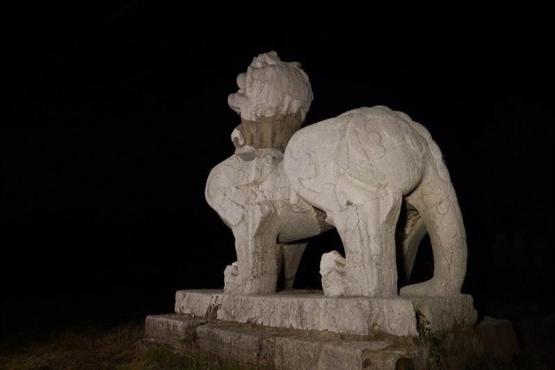 夜访六朝,六朝,石刻,神道,石柱,石碑,麒麟,南京,太子,梁武,将军