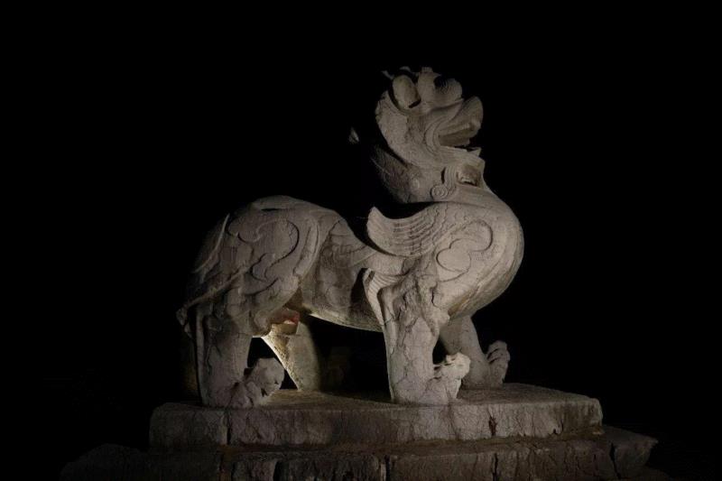 夜访六朝,六朝,石刻,神道,石柱,石碑,麒麟,南京,太子,梁武,将军