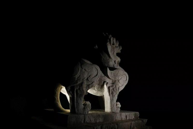 夜访六朝,六朝,石刻,神道,石柱,石碑,麒麟,南京,太子,梁武,将军