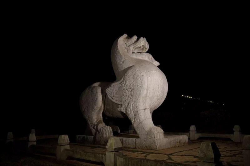 夜访六朝,六朝,石刻,神道,石柱,石碑,麒麟,南京,太子,梁武,将军