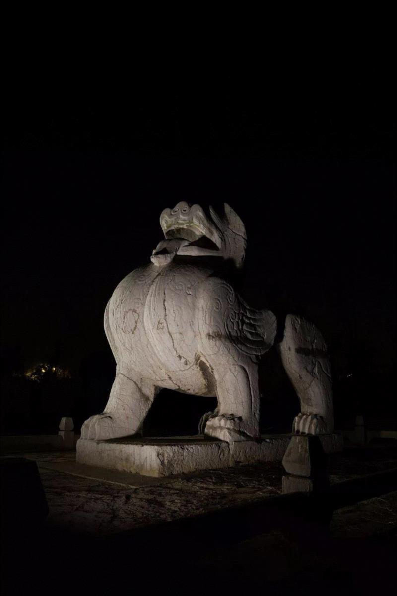 夜访六朝,六朝,石刻,神道,石柱,石碑,麒麟,南京,太子,梁武,将军