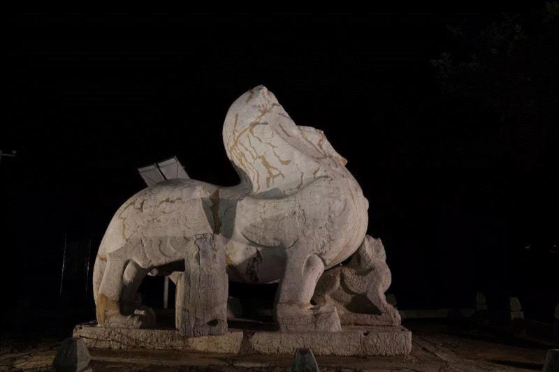 夜访六朝,六朝,石刻,神道,石柱,石碑,麒麟,南京,太子,梁武,将军