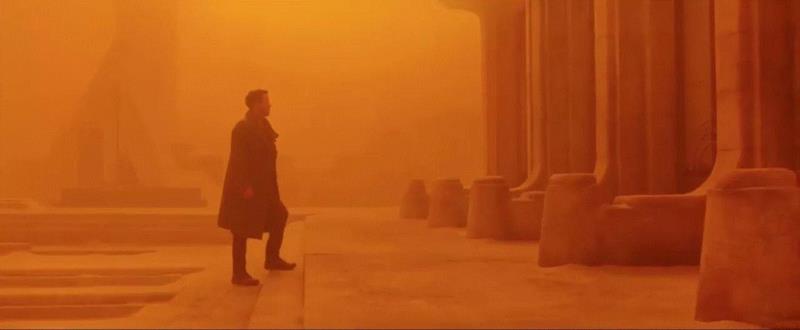 图片来自《银翼杀手2049》,从银翼杀手里的城市出发，一窥全球主义与反全球主义浪潮下城市发展趋势,杀手,出发,浪潮,电影,洛杉矶,建筑,唐人街,广告,科幻,Joi