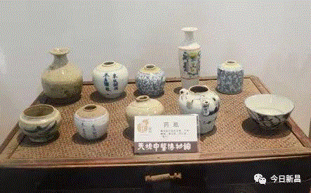 讲述 ▎他跑遍各地搜集中医资料以及器具，只为办一个像样的中医博物馆来弘扬中国中医,中医,博物馆,器具,郑黎明,处方,黎明,中医药,药方,名医,物件