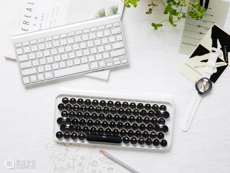 正面79键位布局，完美匹配苹果键盘键位。,你啪啪啪打字的样子，看起来真性感,打字,键盘,机械,设备,洛斐,复古,圆点,苹果,DOT,有红