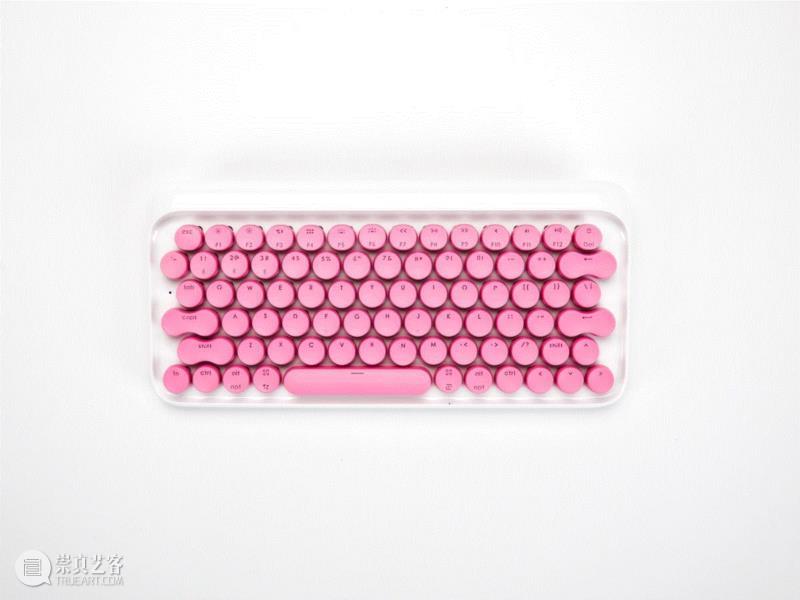 粉色：白色机身，粉色键盘，像春天的樱花，少女心瞬间融化。,你啪啪啪打字的样子，看起来真性感,打字,键盘,机械,设备,洛斐,复古,圆点,苹果,DOT,有红