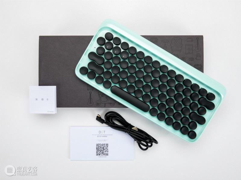 包装内含机械蓝牙键盘1个、标配USB线1根、说明书1份、保修卡1张。,你啪啪啪打字的样子，看起来真性感,打字,键盘,机械,设备,洛斐,复古,圆点,苹果,DOT,有红