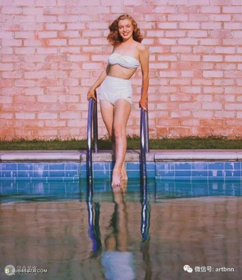 【老视觉】成名前的玛丽莲·梦露,成名,玛丽莲·梦露,梦露,演员,香蕉,玛丽莲,金色,卷发,红色,口红