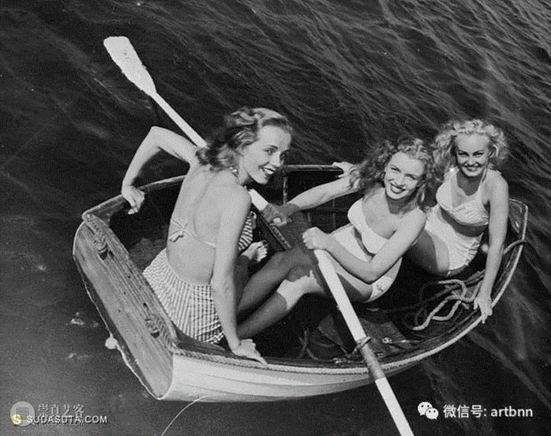 【老视觉】成名前的玛丽莲·梦露,成名,玛丽莲·梦露,梦露,演员,香蕉,玛丽莲,金色,卷发,红色,口红