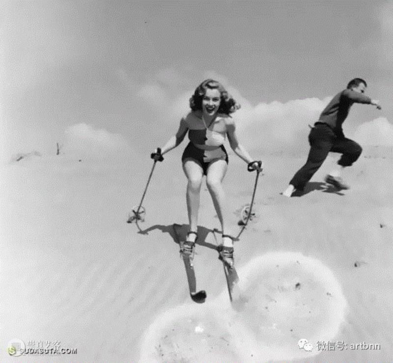 【老视觉】成名前的玛丽莲·梦露,成名,玛丽莲·梦露,梦露,演员,香蕉,玛丽莲,金色,卷发,红色,口红