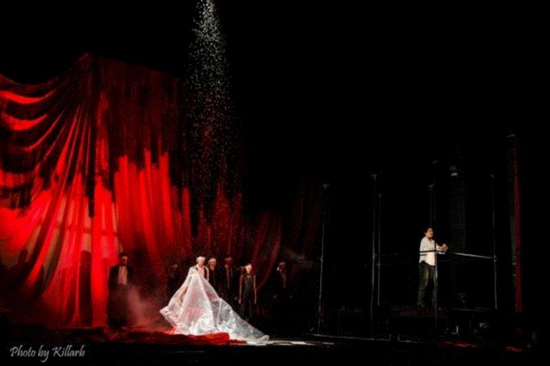 张弌铖： 自由表演，就是要勇于抛弃“完美”,表演,戏剧,孟京辉,马路,犀牛,恋爱,演员,笔者,舞台,本土化