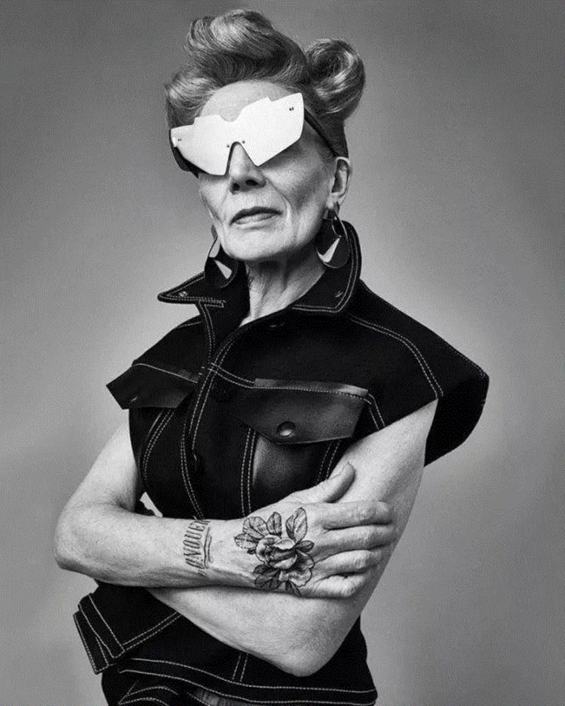 ,最小61,最大87,这群爷爷奶奶一出场,秒杀维密大长腿,GUCCI都争相合作,爷爷,奶奶,出场,维密,GUCCI,模特,皱纹,气质,俄罗斯,老人