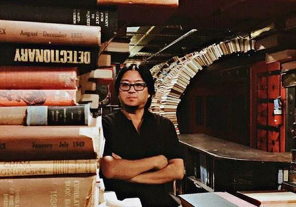 哈佛：欢迎史上脸最大的研究员，高晓松了解一下？,高晓松,哈佛,研究员,清华,乐队,弹琴,音乐,退学,清华园,长大
