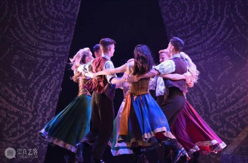 不管你是一个人、2个人、全家一起看，,深圳售罄，广州告急！年前最后1部大戏即将开演！,广州,深圳,大戏,告急,开演,爱尔兰,大河,服装,舞台,音乐